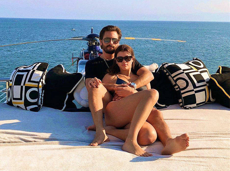 rs_1024x759-180114155810-1024.scott-disick-sofia-richie-instagram-mexico.ct.011418.jpg