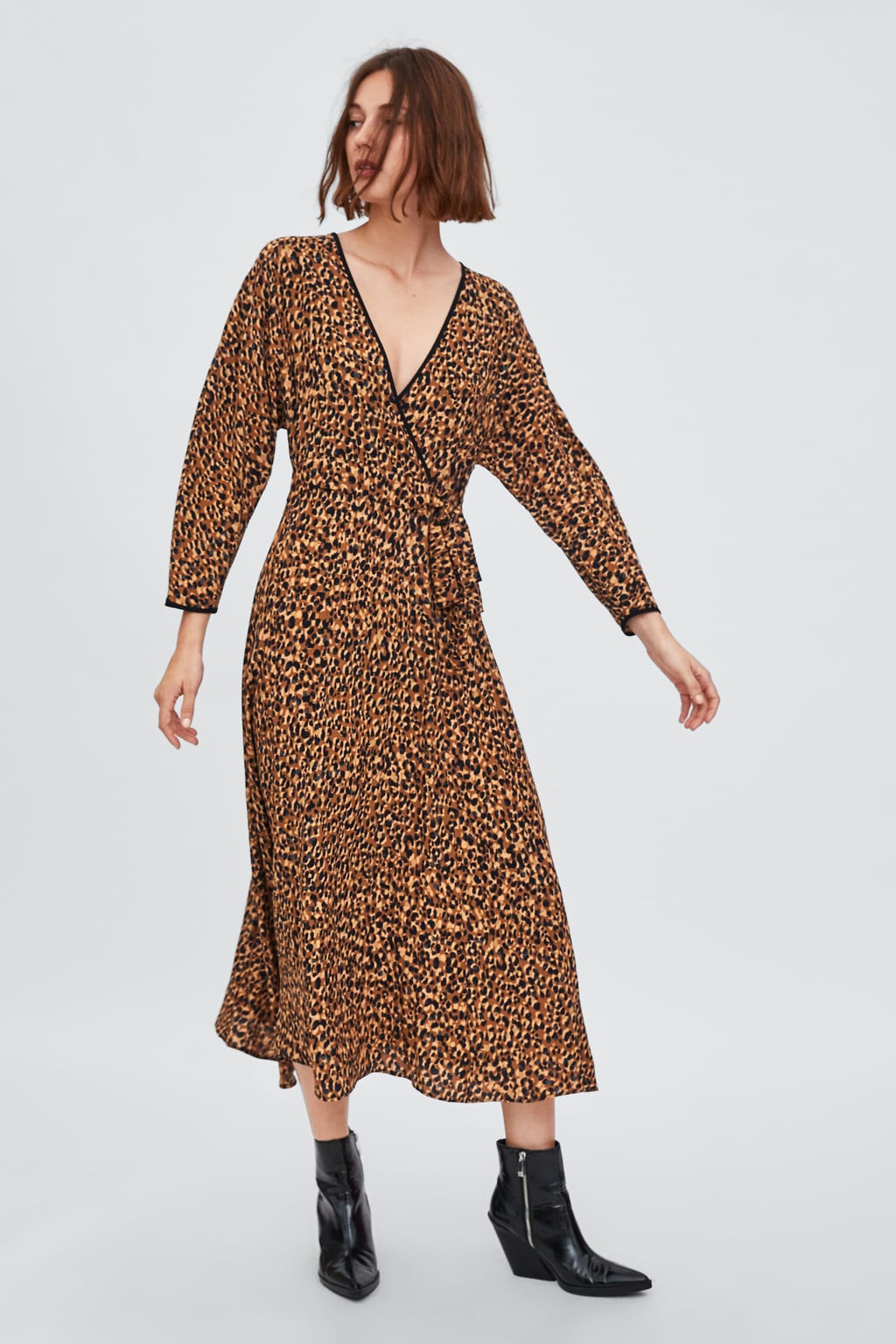 Vestido com estampado animal print , Zara, 29,95 euros.jpg