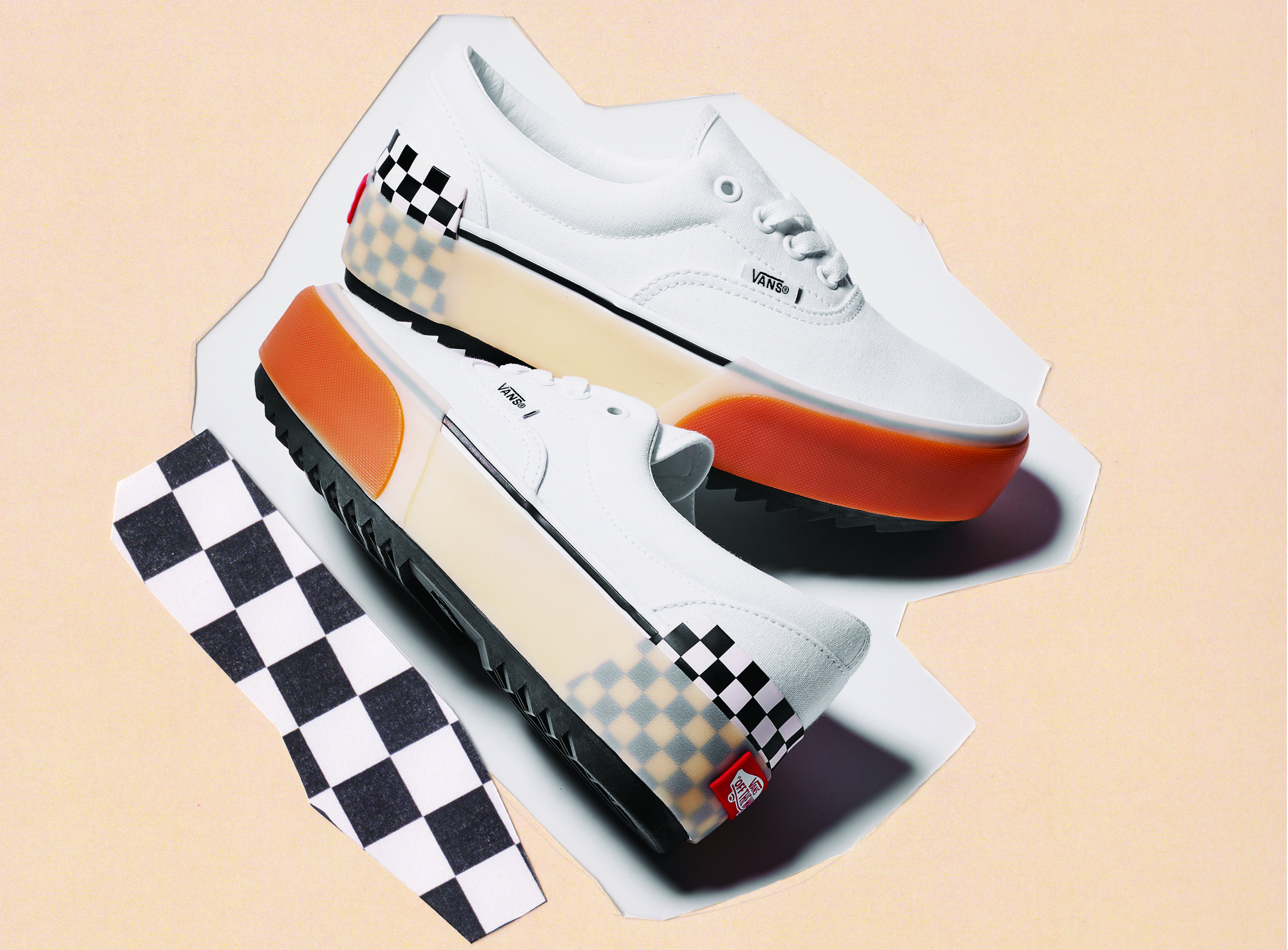 FA19_Classics_VN0A4BTOTDC_Era_Stacked_White-CheckerBoard_ElvPair.jpg