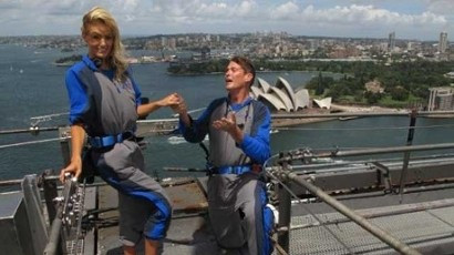 295732-fifth-times-a-charm-david-hasselhoff-propose-to-hayley-roberts-in-sydney-410x230.jpg