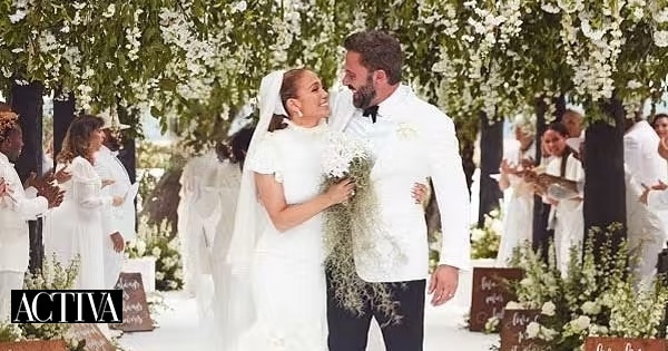 Jennifer Lopez shares photo album from second marriage to Ben Affleck