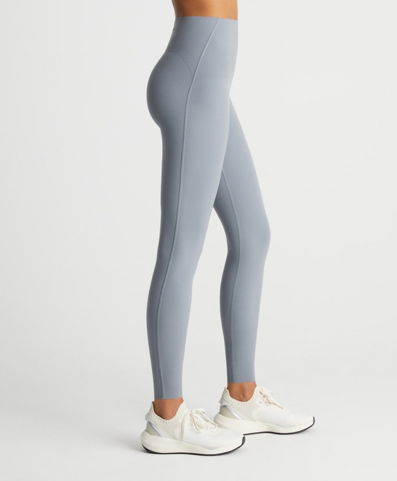 Tudo o que as mulheres querem: as novas leggings da Oysho são