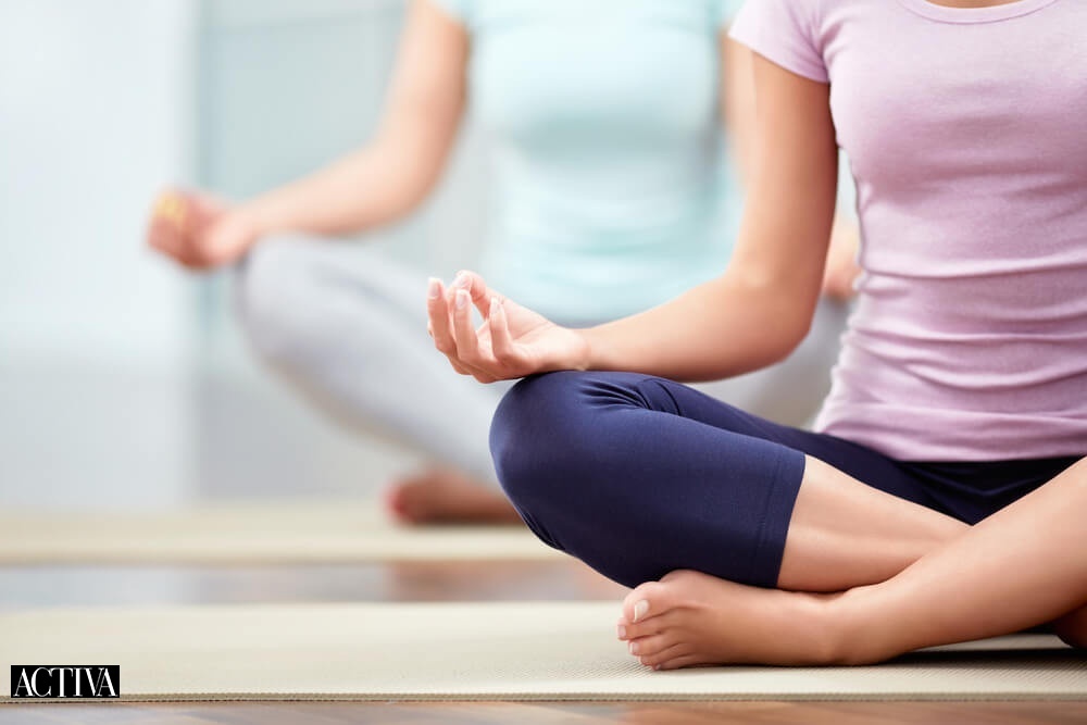 Activa  3 posturas de yoga que ajudam a aliviar o stress natalício