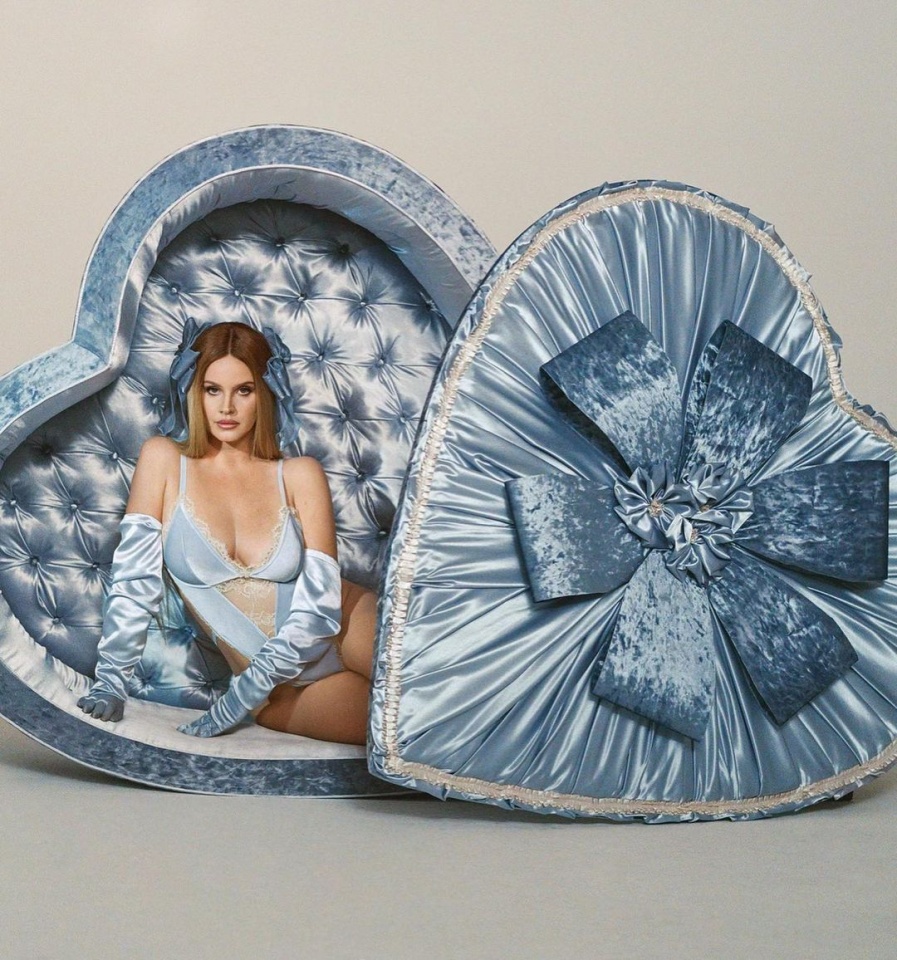 Lana del Rey X Kim Kardashian, a "lingerie" para o Dia de S. Valentim