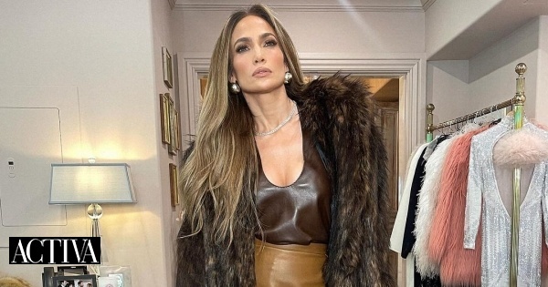 O look de Jennifer Lopez inspirado na tendência 
