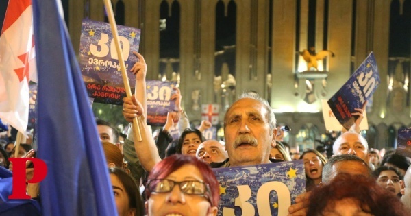 Georgianos em revolta contra aprovação da lei dos “agentes estrangeiros”