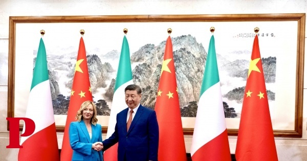 Meloni em Pequim para “reforçar a cooperação” e relançar as relações entre Itália e China
