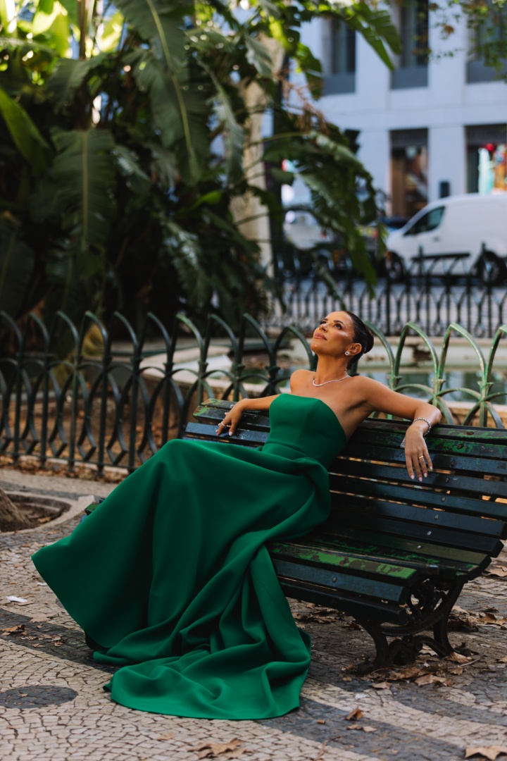 A preparação do look de Dânia Neto no regresso aos Globos de Ouro 