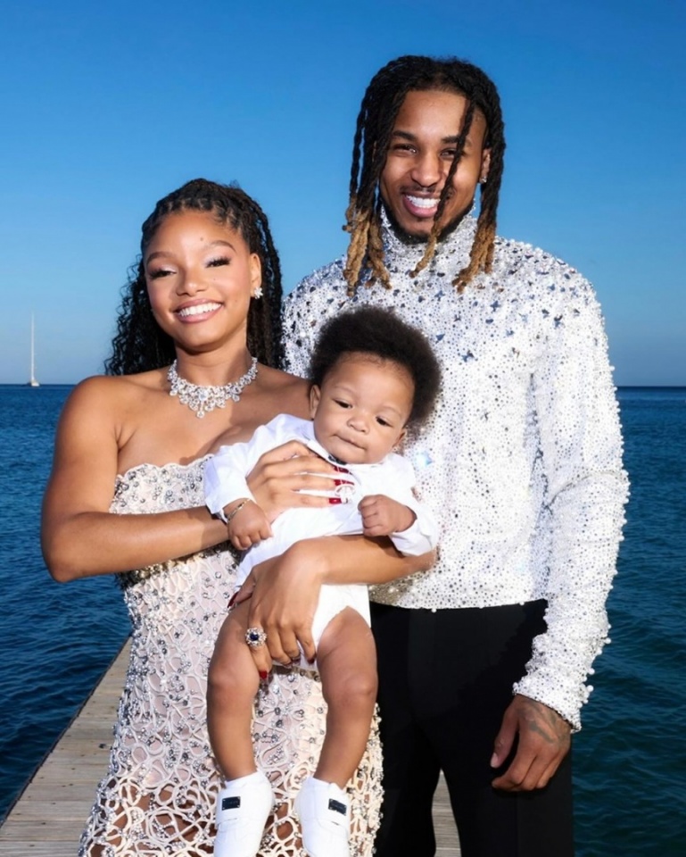 Nove meses depois de ter sido mãe, Halle Bailey separa-se de DDG