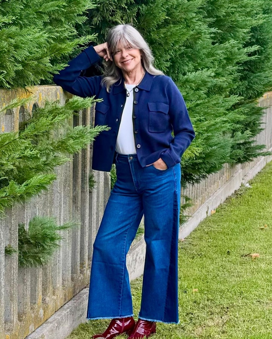 Aos 72 anos, Helena Isabel inspira-nos num look denim