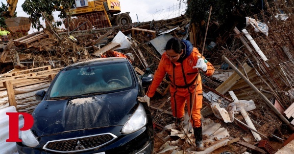 Sobe para 217 o número de mortos em Valência, vítimas das cheias