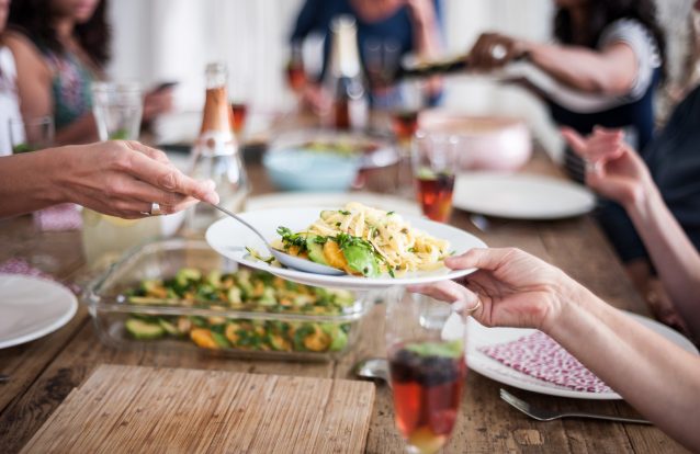 10 conselhos, com base nas últimas conclusões da ciência, para comer melhor