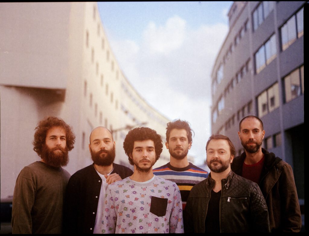 You Can’t Win Charlie Brown, ao vivo, como em disco