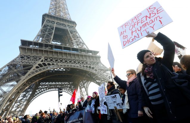 Mulheres protestam contra Trump em várias cidades do mundo 16