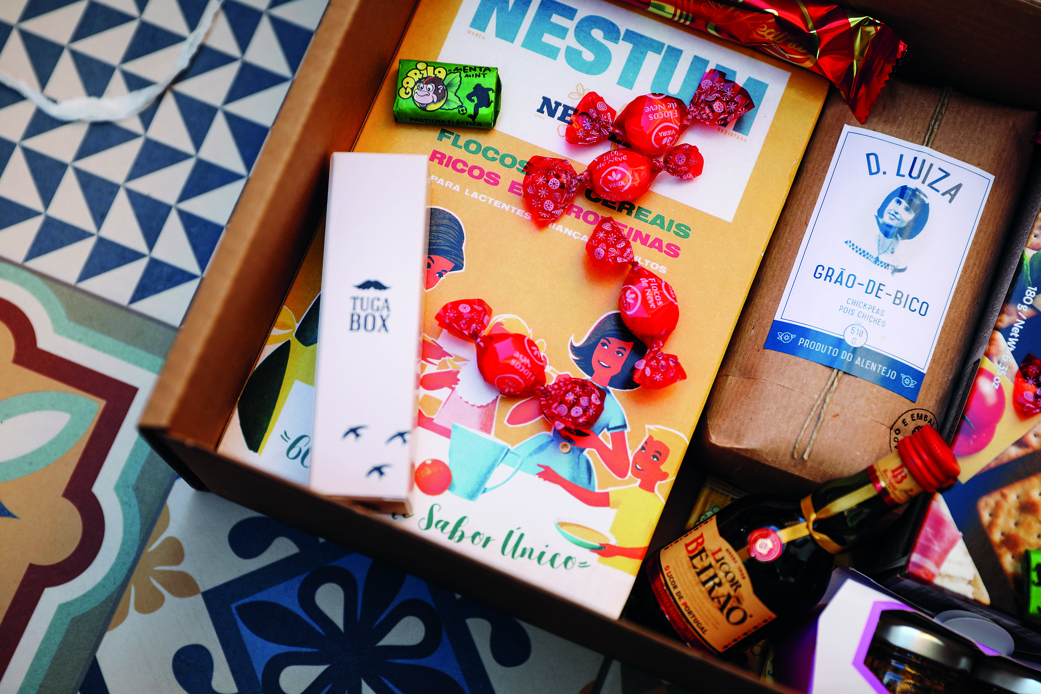 A moda (e o negócio cada vez maior) de pagar para receber todos os meses uma encomenda