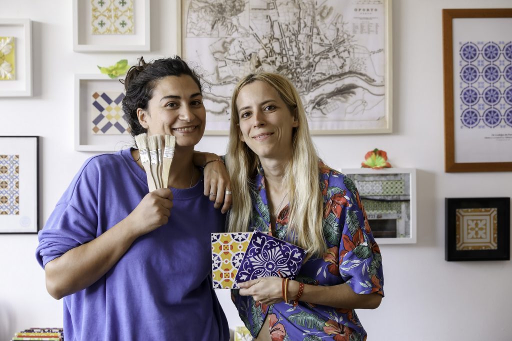 No Bonfim, há um atelier que ensina a pintar os azulejos das fachadas do Porto