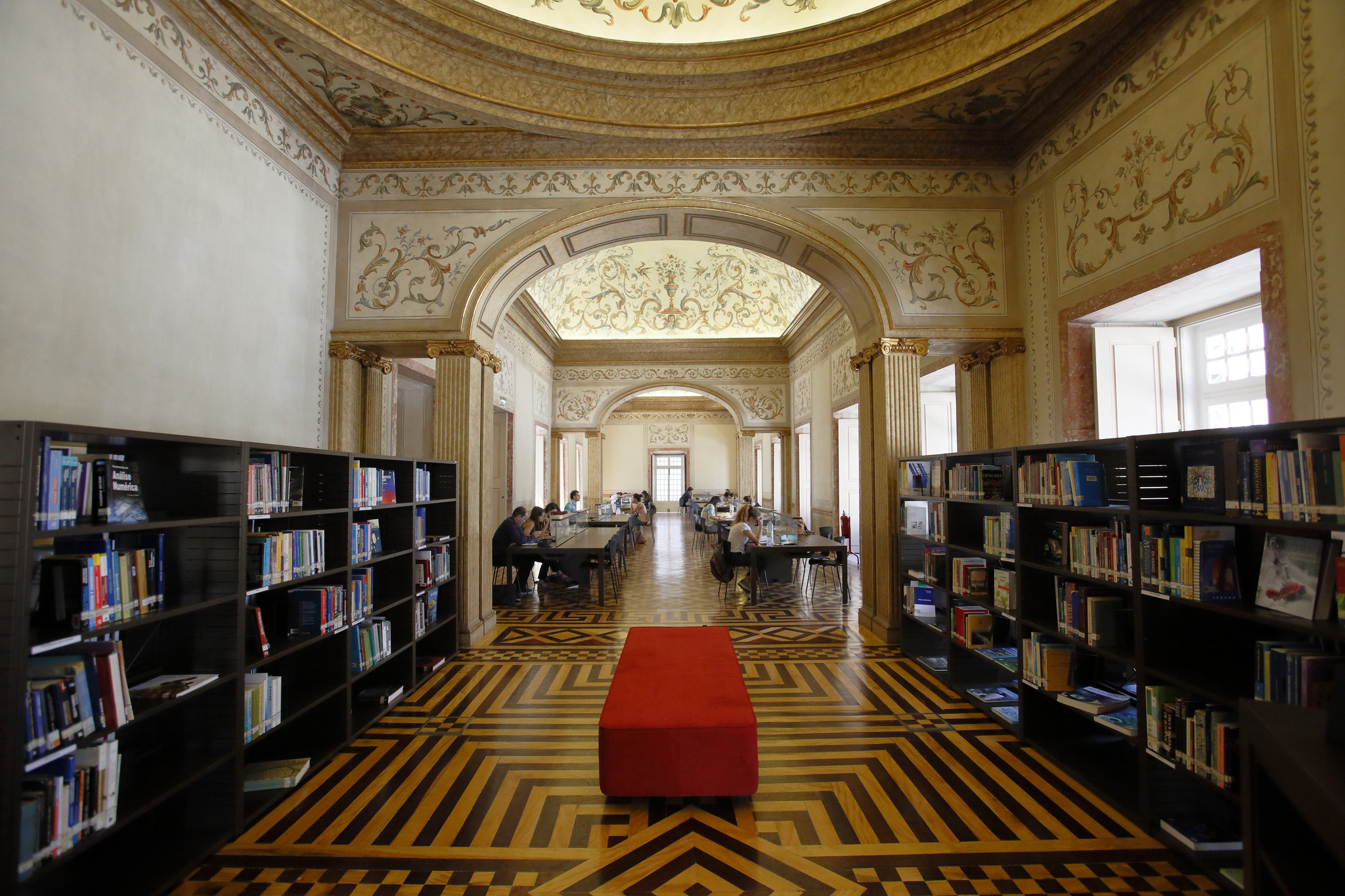 MJ Biblioteca Palaciol Galveias 15.JPG