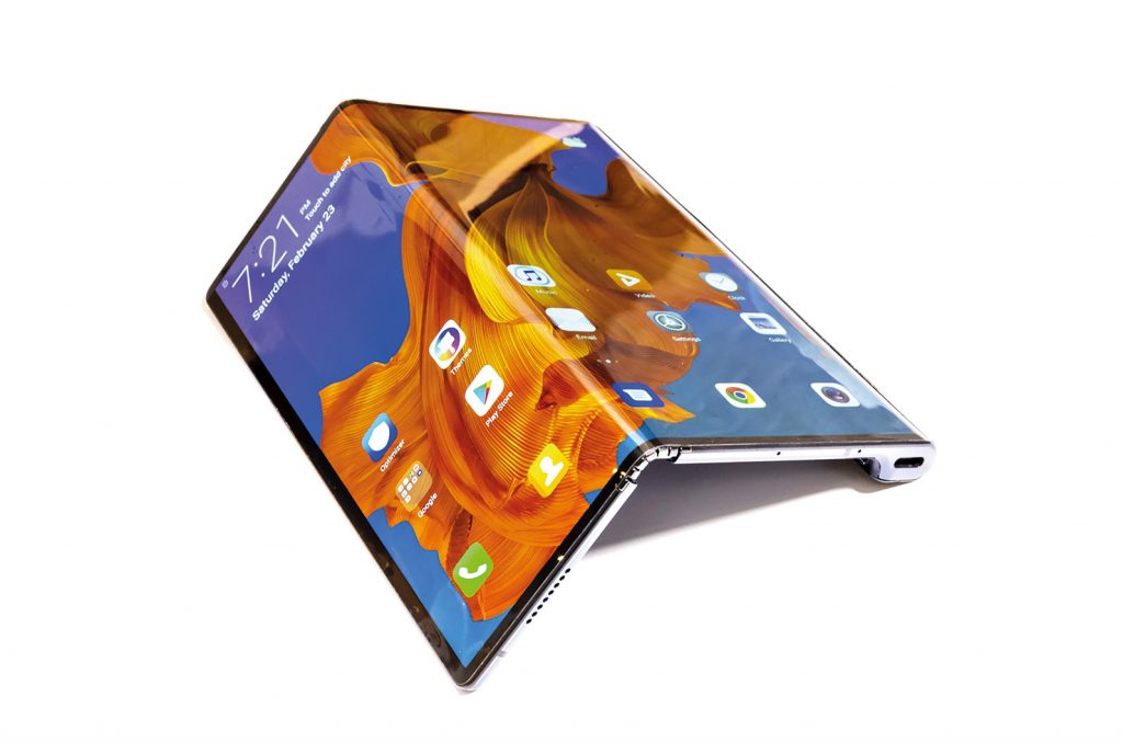 Vêm aí os telefones dobráveis (mas não são para todas as carteiras)