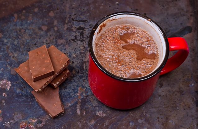 15 sítios, em Lisboa e no Porto, para beber um chocolate quente – e esquecer o frio
