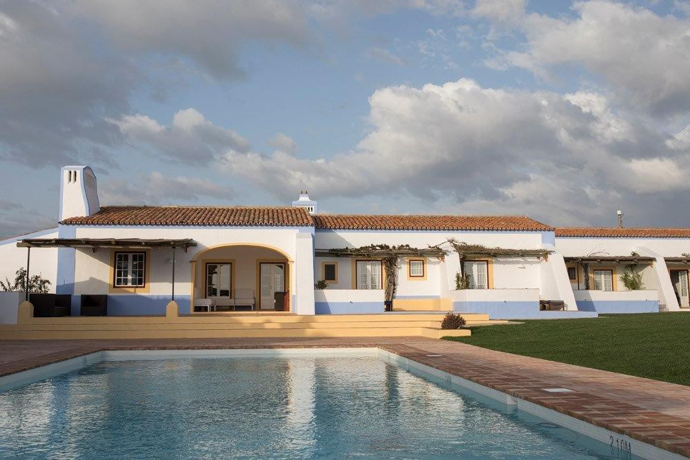 5 hotéis remodelados para uma estada de verão a sul