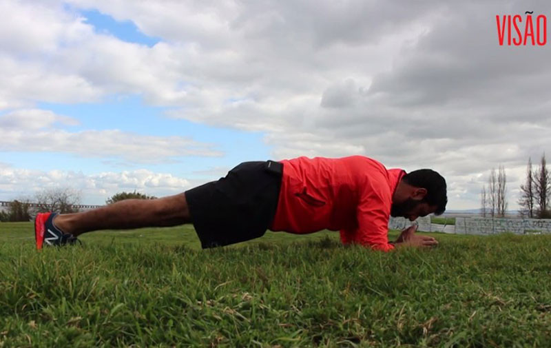 6 exercícios funcionais para quando não pode ir ao ginásio