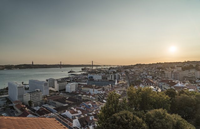 8 restaurantes e bares em Lisboa onde a 'happy hour' é (mesmo) feliz
