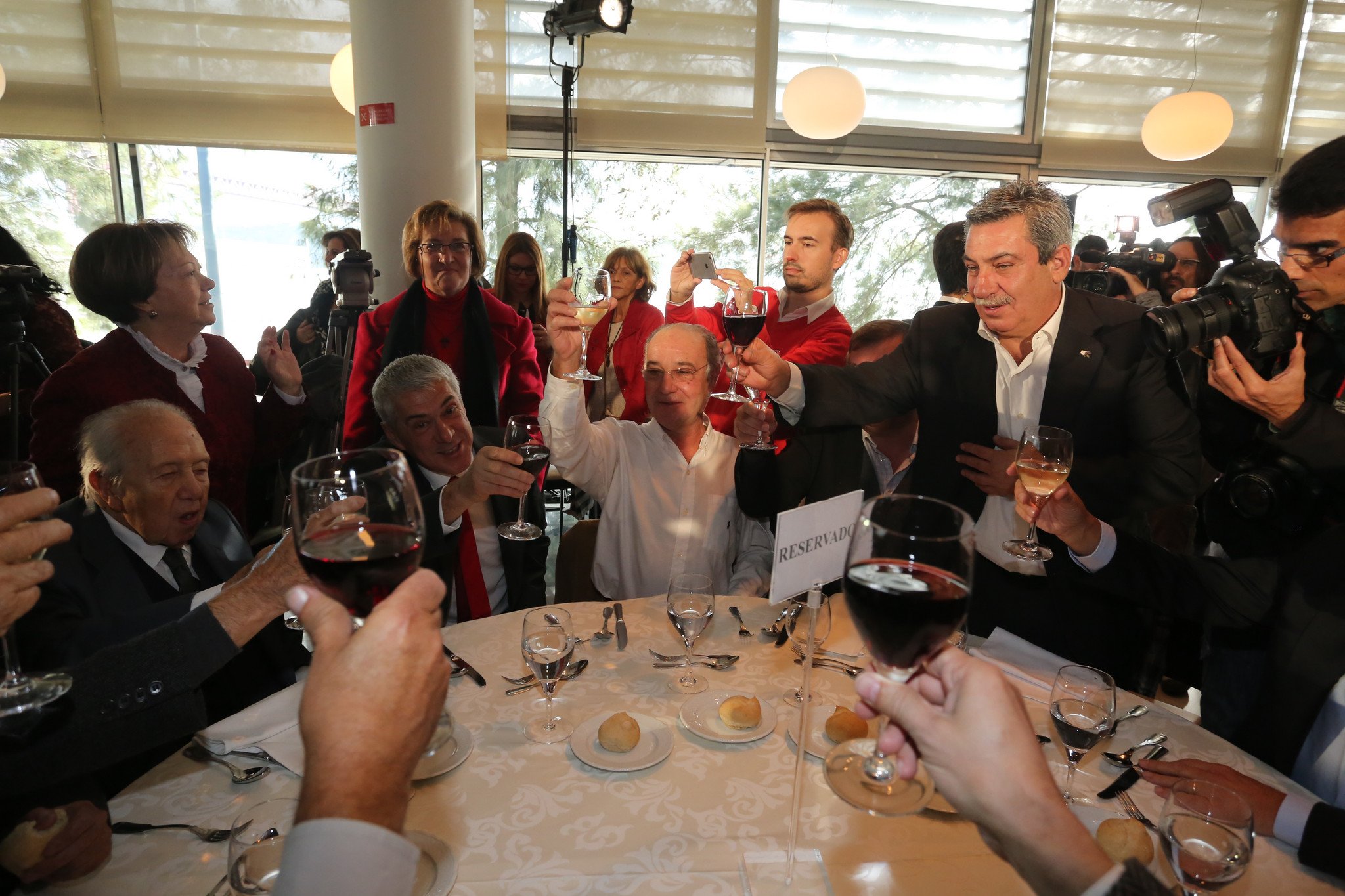 nb almoco apoio jose socrates 18.jpg