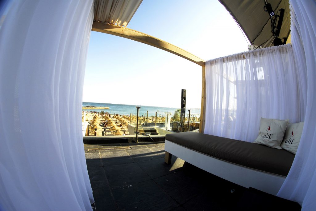 Tamariz Ocean Club: Noites (e dias) na praia