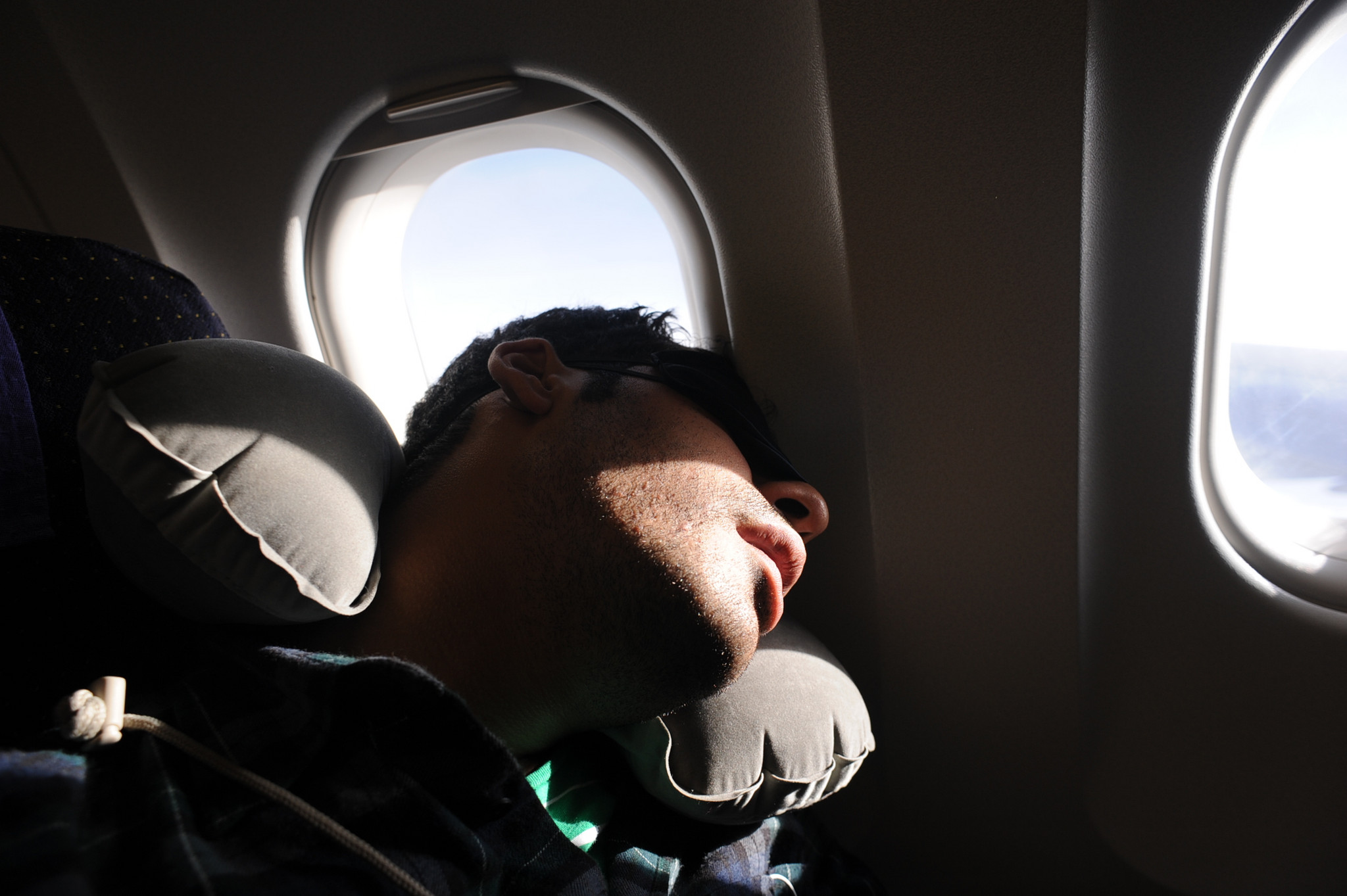 dormir avi&atilde;o.jpg