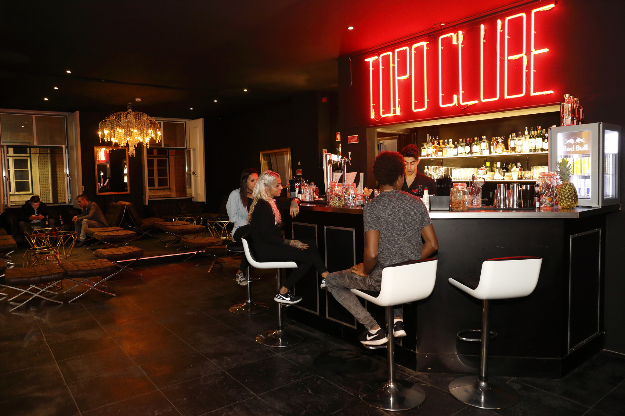 MJ Bar Topo Clube 01.JPG