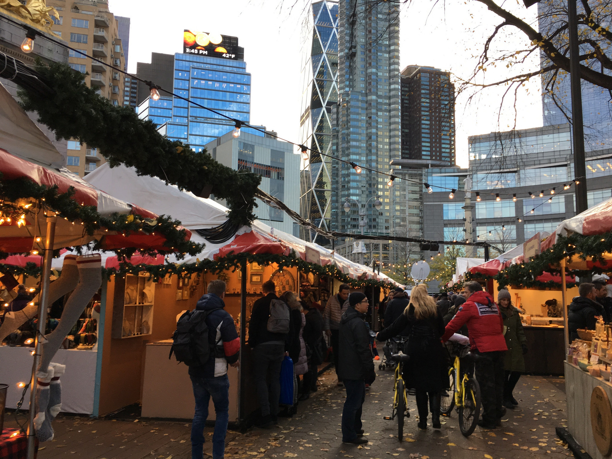 Mercado de rua de natal no Central Park.JPG
