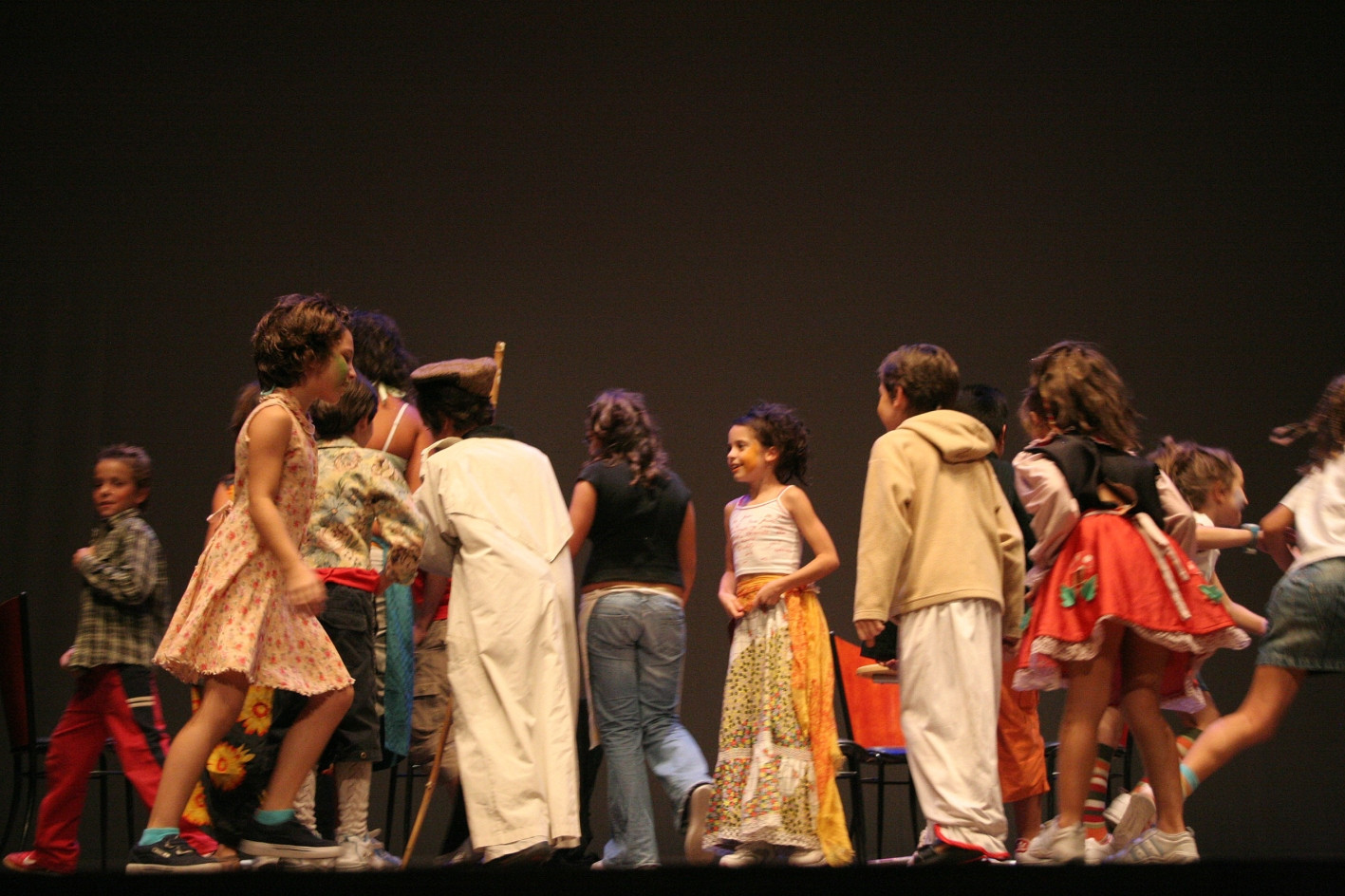 oficina de teatro com percussao.jpg