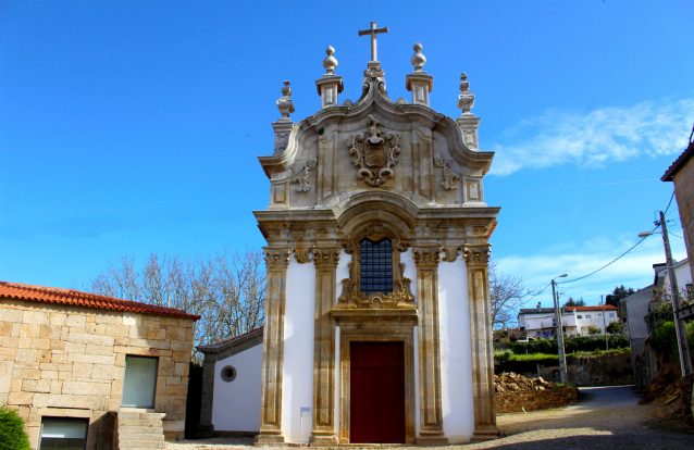 A aldeia e a capela da aldeia de Arroios estão em festa
