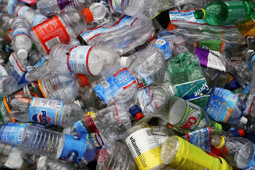 A China limitou a importação de lixo e os EUA passaram a queimar materiais recicláveis