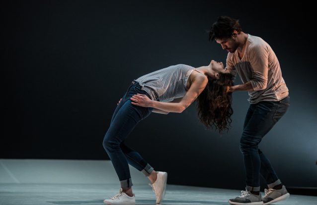 A dança literária de Victor Hugo Pontes