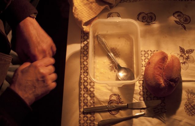 A pobreza também afeta quem tem trabalho