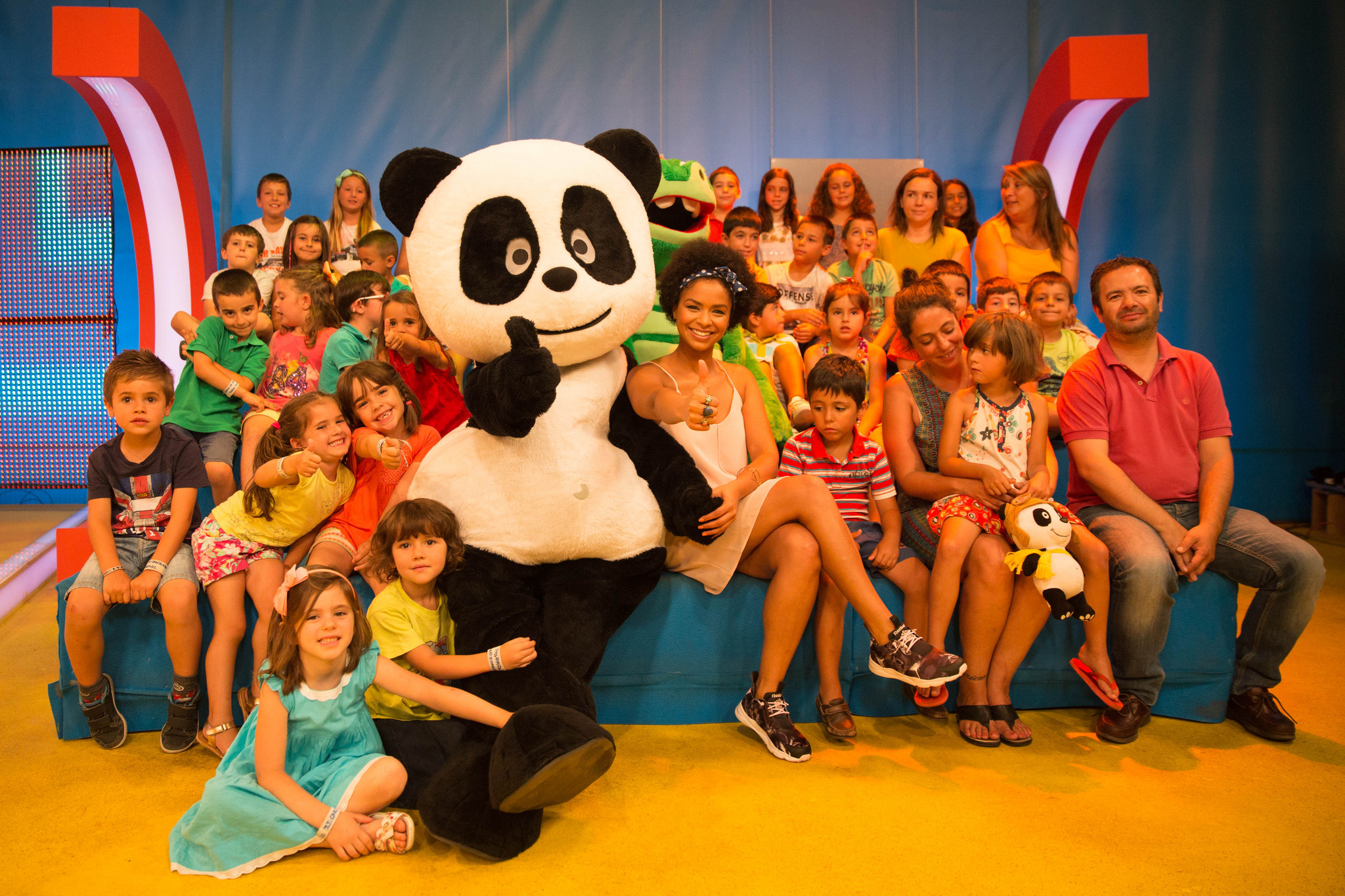 Do Panda para os Amiguinhos  Panda, Canal panda, Jogos de natal