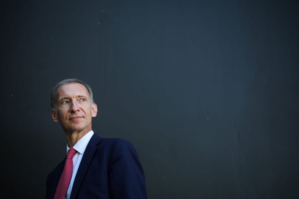"A próxima crise virá  da finança da sombra, do ‘shadow banking’, que é muito importante, designadamente na Ásia, e ainda não está regulada"