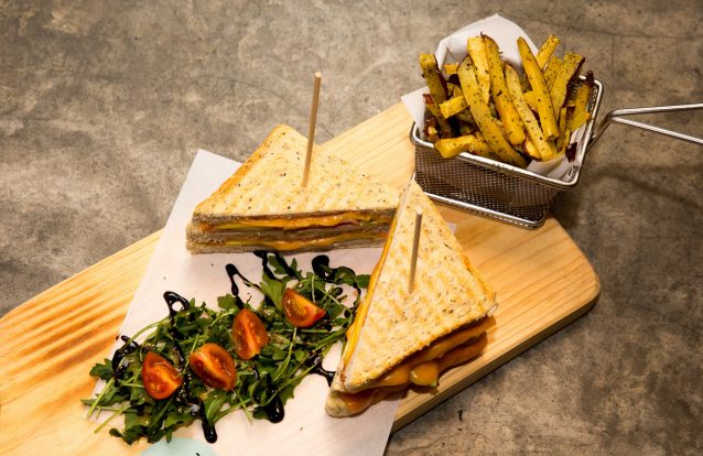 Abacate, uma mesa verde no Porto