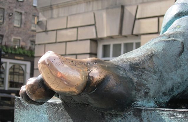 Aborto, infanticídio e a Lei de Hume