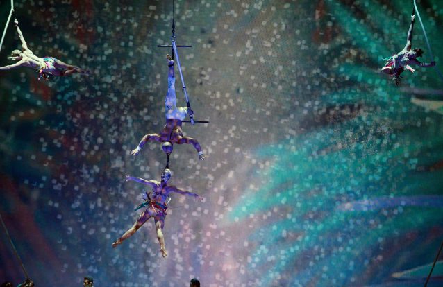 Acrobata do Cirque du Soleil morre durante espetáculo
