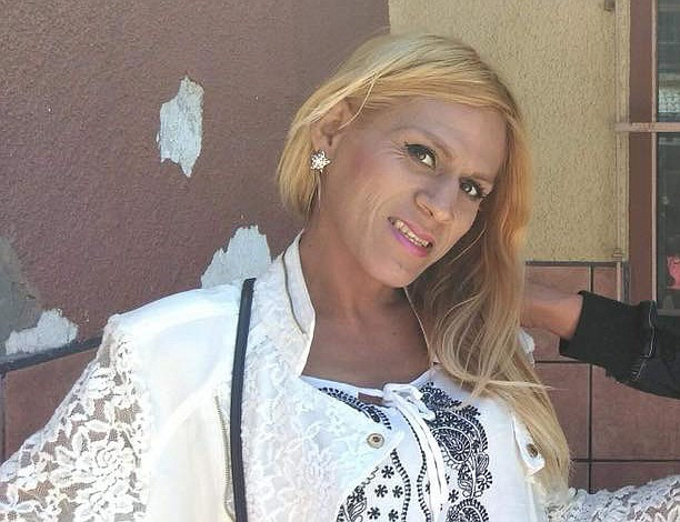 Advogados dizem que transgénero que morreu sob custódia dos serviços de imigração dos EUA foi agredida e privada de tratamento médico