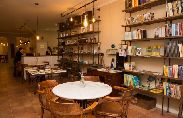 Alambique, uma loja para pessoas do tempo da Anita