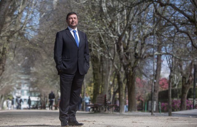 Álvaro Almeida entra no PSD pela mão de Rui Rio