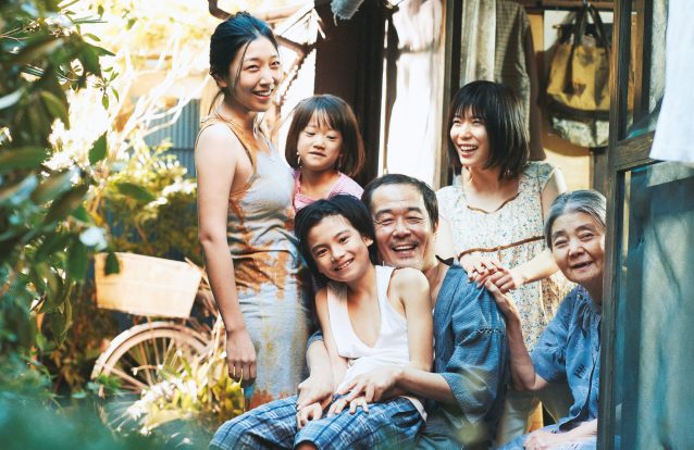 Amor roubado no filme “Shoplifters – Uma Família de Pequenos Ladrões”