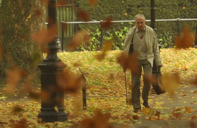 Andar devagar é um sinal de declínio cognitivo