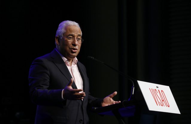 António Costa agradece reeleição aos militantes com vídeo no Youtube