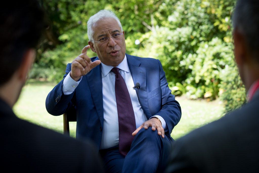 António Costa recusa apoios para comunicação social