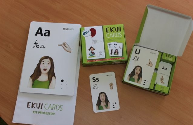 Aprender a ler numa simples cartada