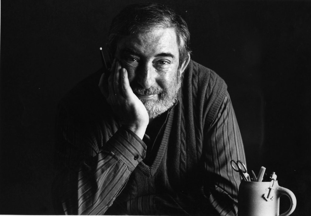 Arqueologia afetiva no livro "A Musa Irregular, Edição Aumentada", de Fernando Assis Pacheco